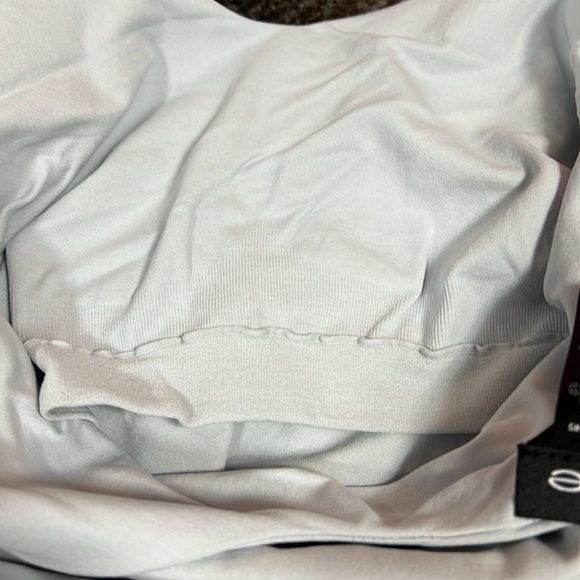 Bebe top - Picture 4 of 5